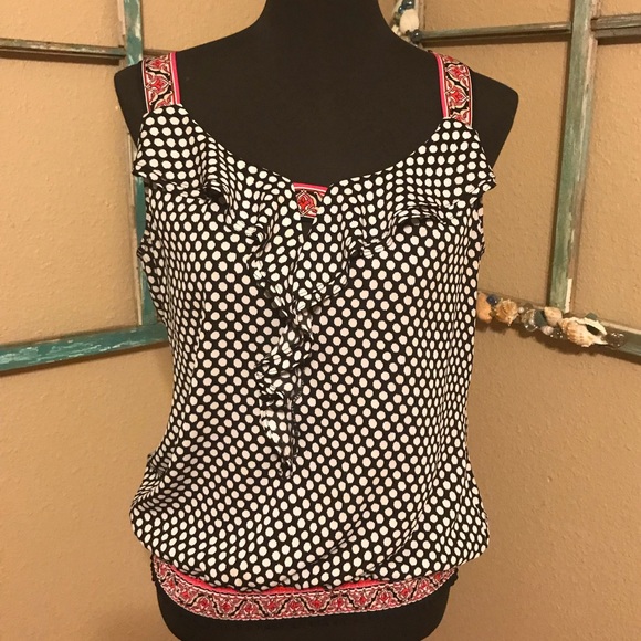 White House Black Market Tops - WHITE HOUSE BLACK MARKET POLKA DOT MAGENTA PINK TO